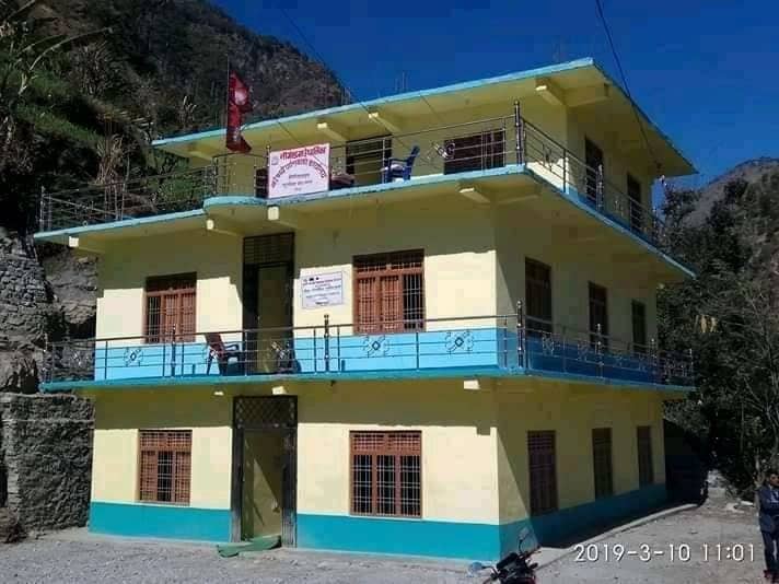 दार्चुलामा उम्मेदवारी मनोनयनको र्‍यालीमा सहभागी एक महिलाकाे मृत्यु